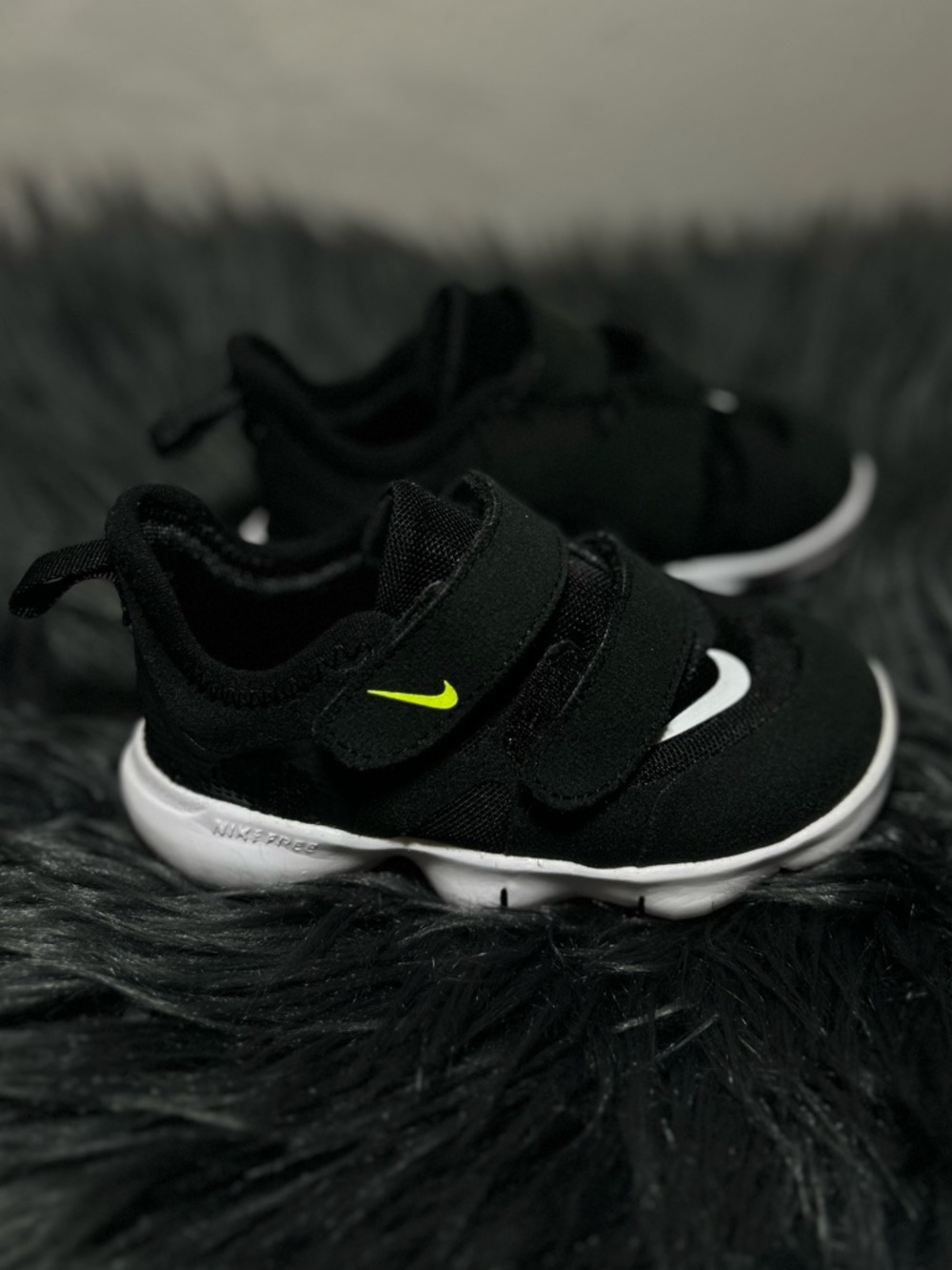 Nike Free RN 5.0 PSV 'Anthracite' Sneakers Black Size 7C - Picture 5 of 9
